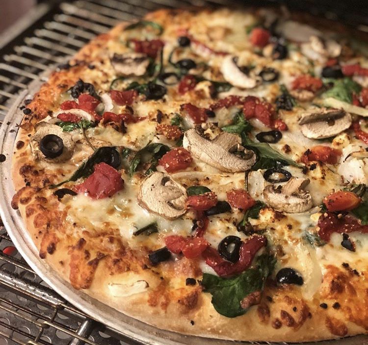 Dominos loaded pizza.jpg